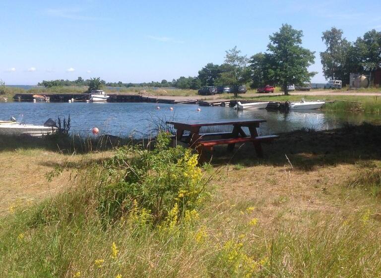 مبيت وإفطار Easter Bay