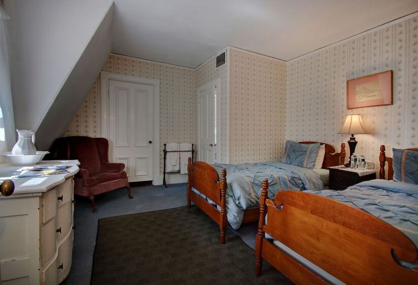 ベッドアンドブレックファースト Old Corner Inn