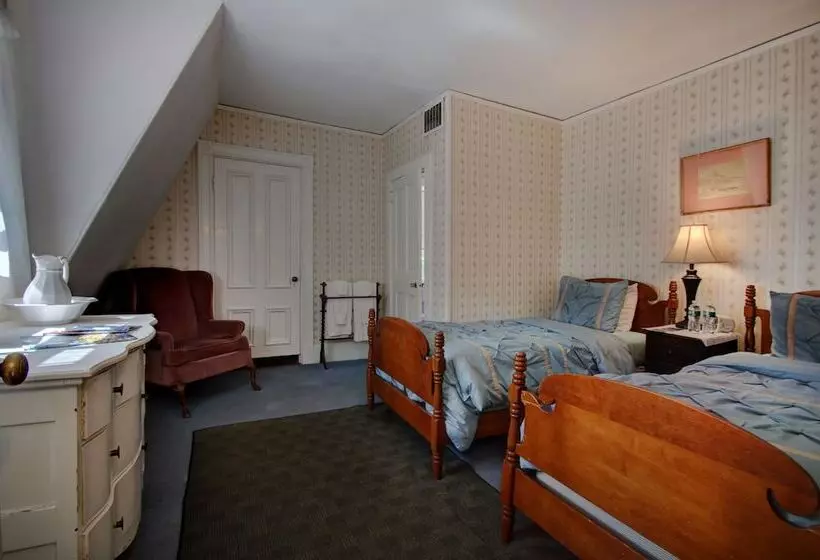 Aamiaismajoitus (B&B) Old Corner Inn