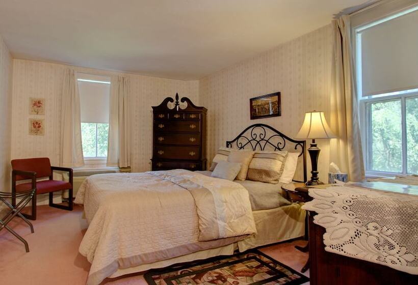 ベッドアンドブレックファースト Old Corner Inn