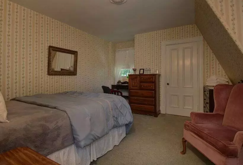 Aamiaismajoitus (B&B) Old Corner Inn