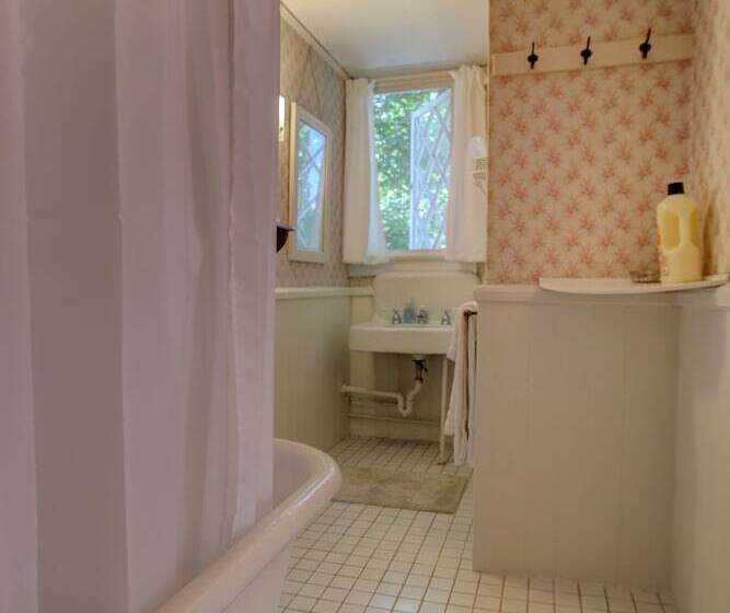 ベッドアンドブレックファースト Old Corner Inn