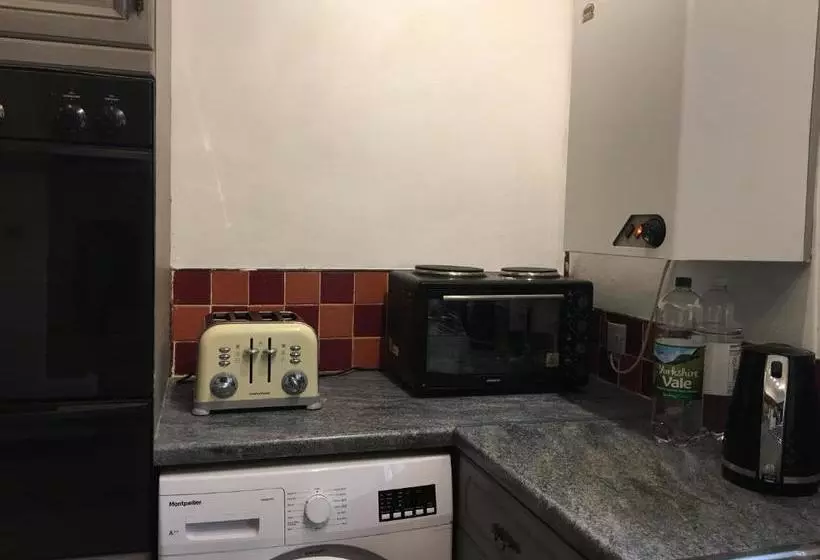 Aamiaismajoitus (B&B) The Orangery