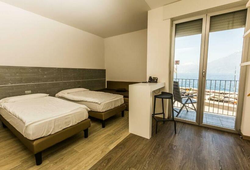 Campione Univela Hostel