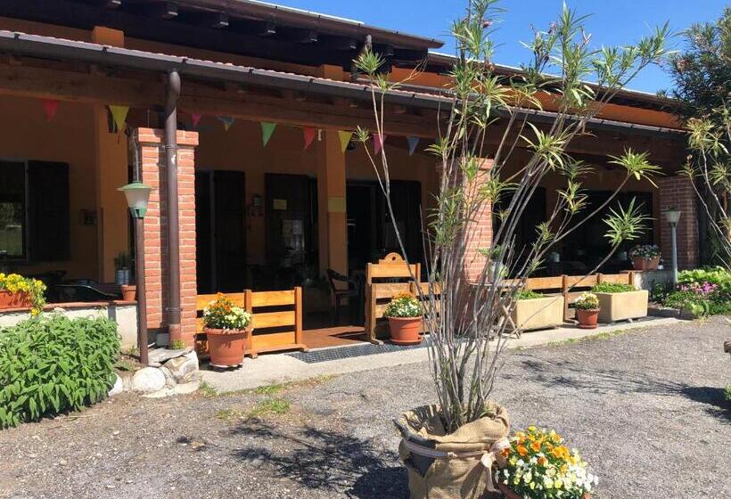 ホテル Agriturismo La Betulla