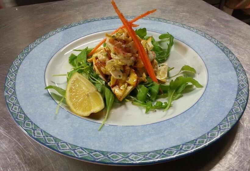 Отель Parco Delle Cale