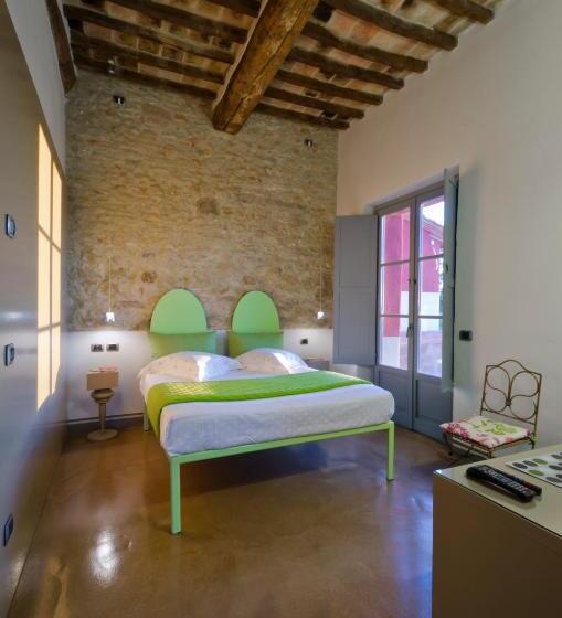 酒店 Al Dolce Far Niente Casolare Da 25 P Di Design