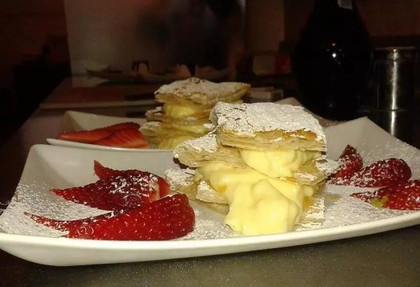 ホテル Riviera Ristorante La Briciola