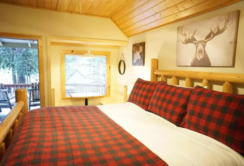 Hotelli Shaver Lake Village