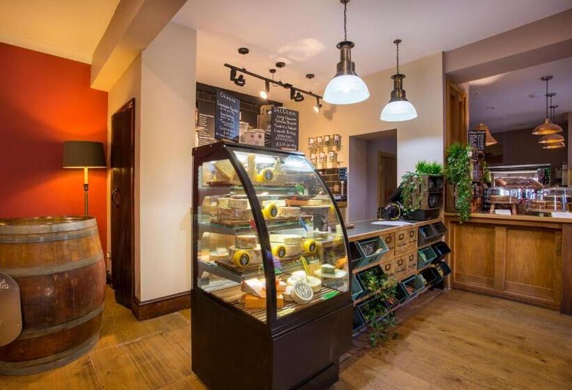 ホテル The Bell Inn, Stilton, Cambridgeshire