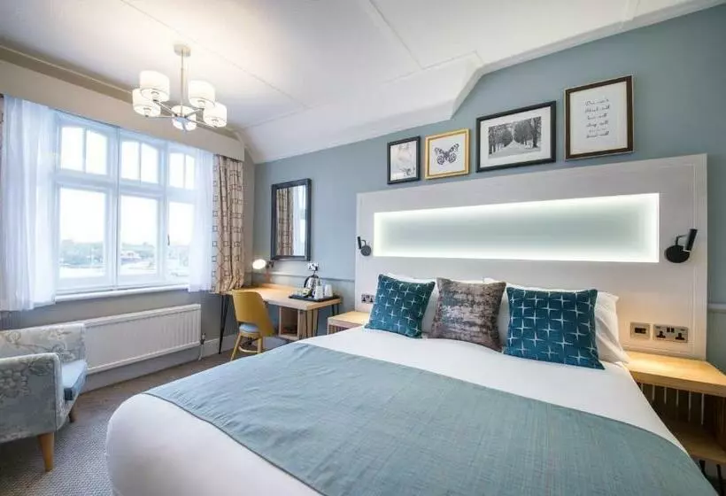 Hotelli The Swan Inn By Innkeeper S Collection