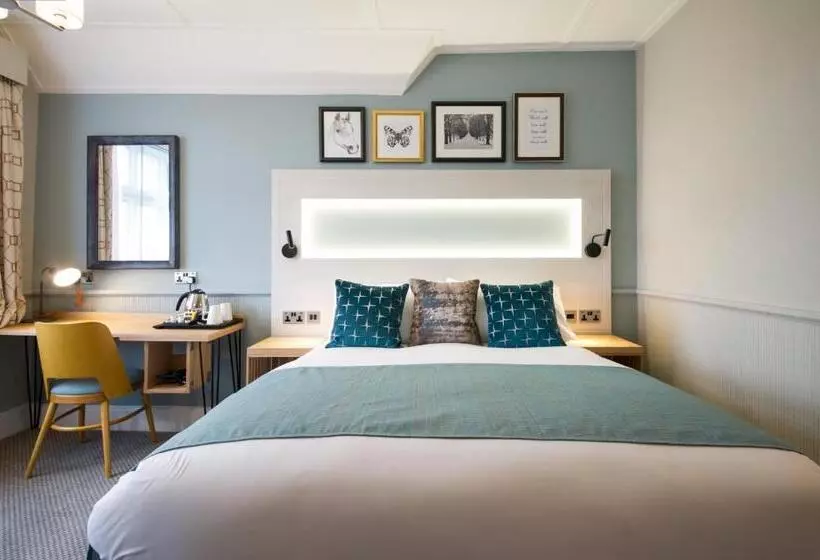 Hotelli The Swan Inn By Innkeeper S Collection