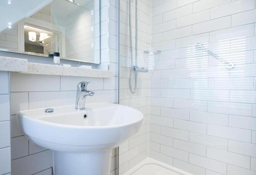 Отель The Swan Inn By Innkeeper S Collection