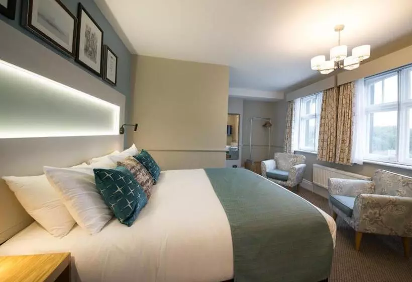 Hotelli The Swan Inn By Innkeeper S Collection