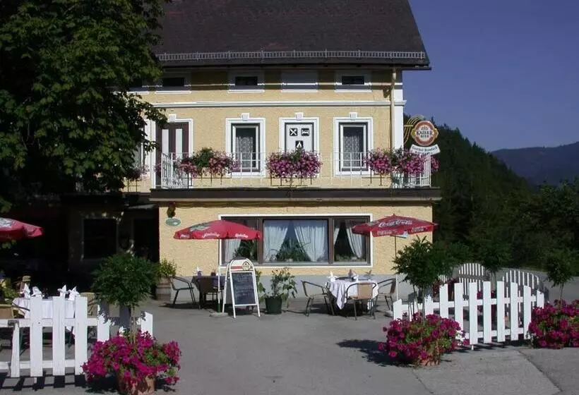 ペンション Gasthof Staudach