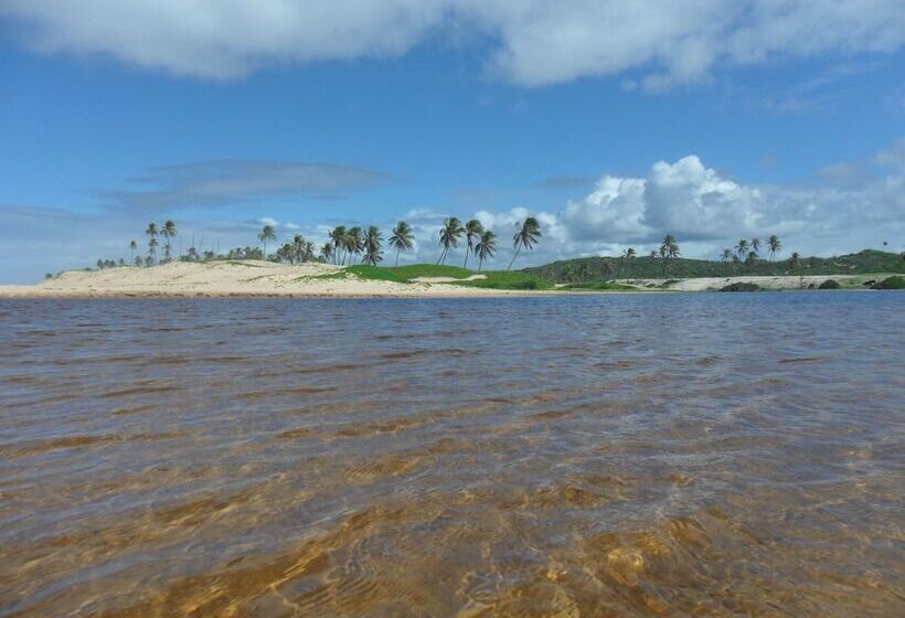 ペンション Pousada Angá