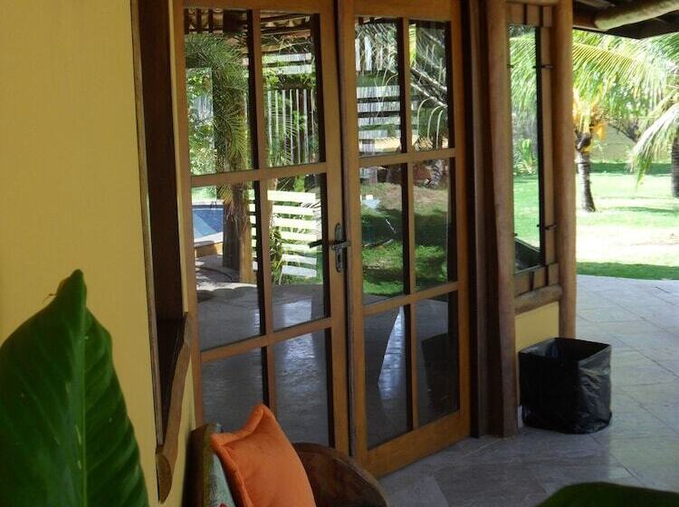 ペンション Pousada Angá