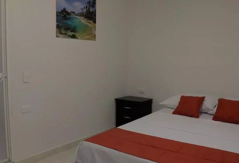 ペンション Puerto Caribe Hostal