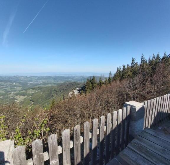 Pension Landhaus Ingrid B&b