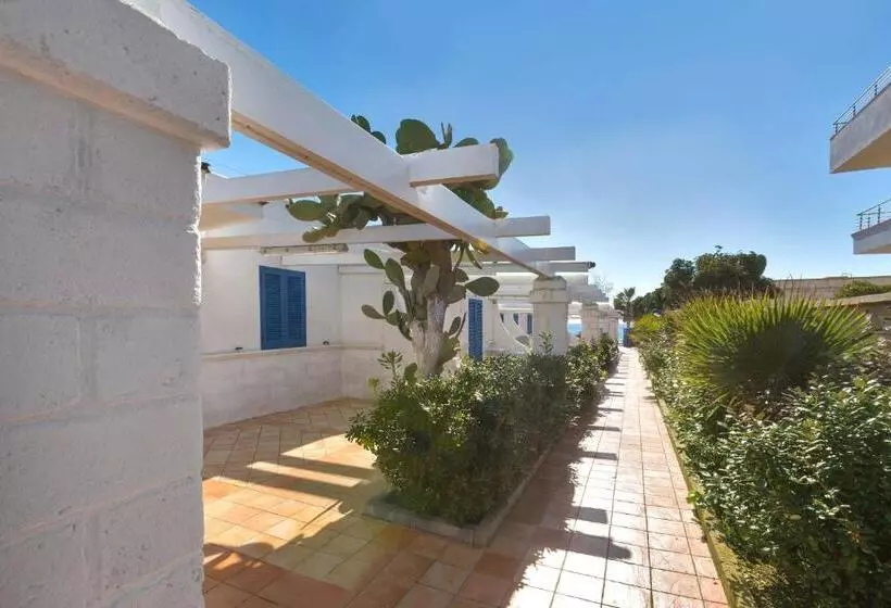 Residence La Scogliera By Barbarhouse