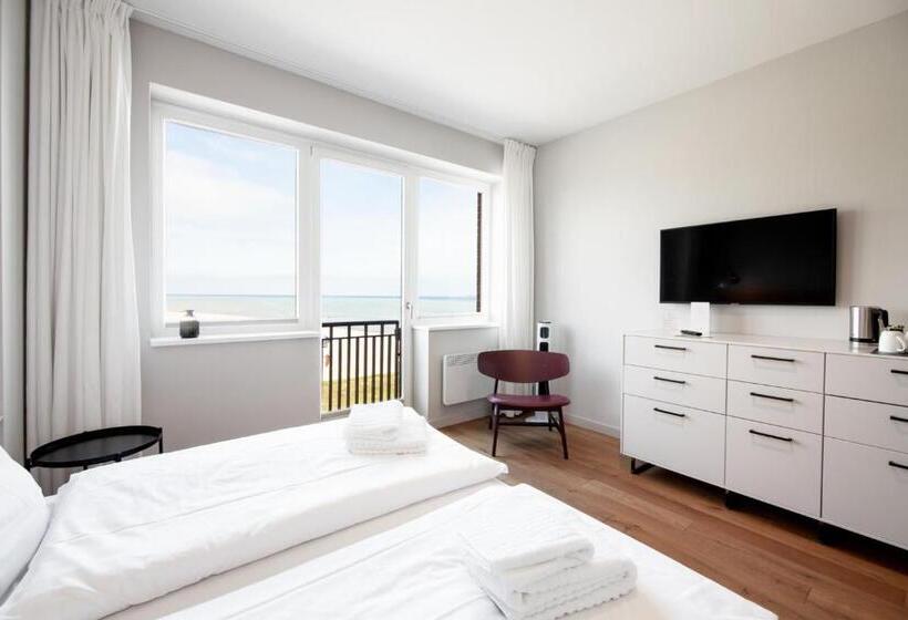 Курорт Bades Huk Marina