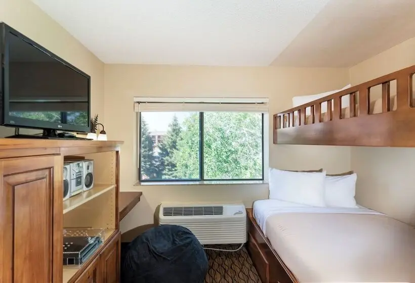 Grand Canyon Hotel & Suites
