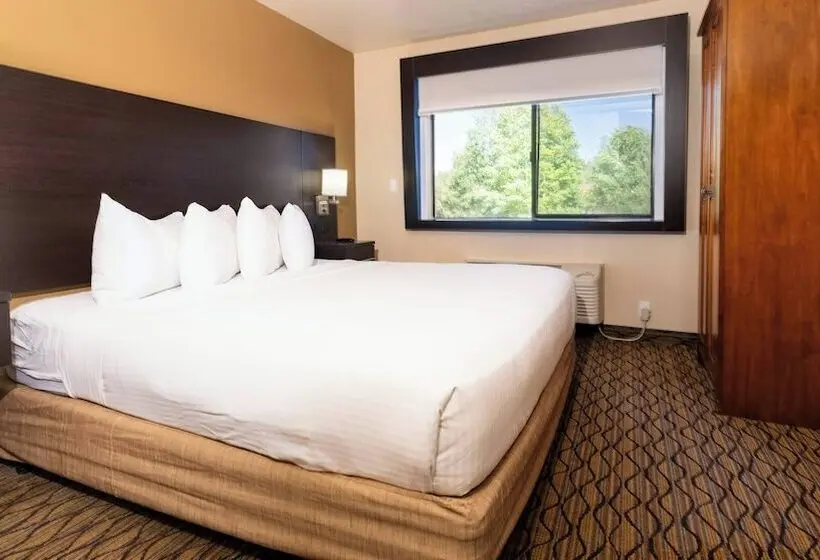Grand Canyon Hotel & Suites