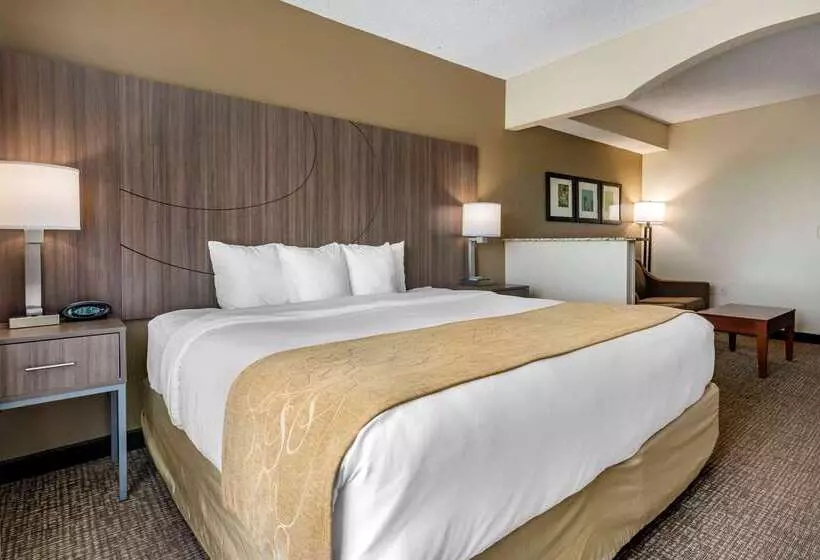 فندق Comfort Suites Sawgrass