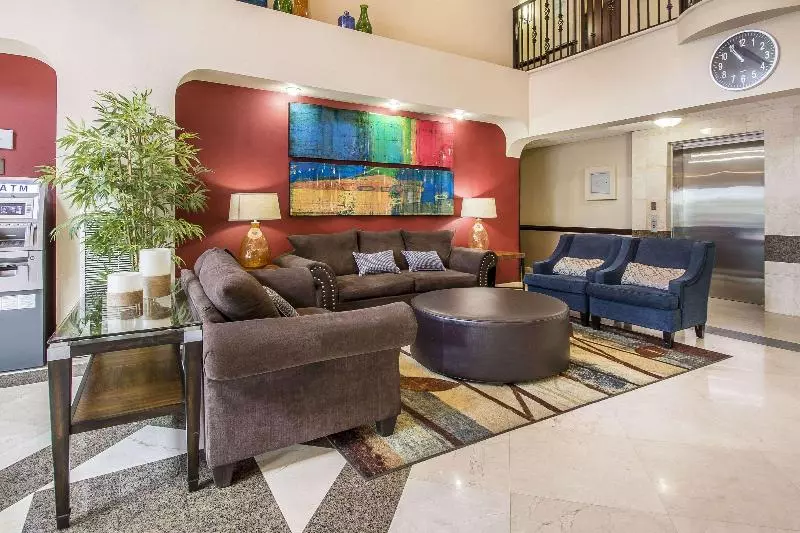 فندق Comfort Suites Sawgrass