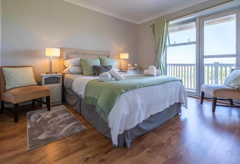 ホテル Coral Gables Guesthouse & Campsite