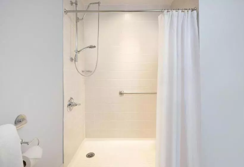 호텔 Courtyard By Marriott New York Jfk Airport