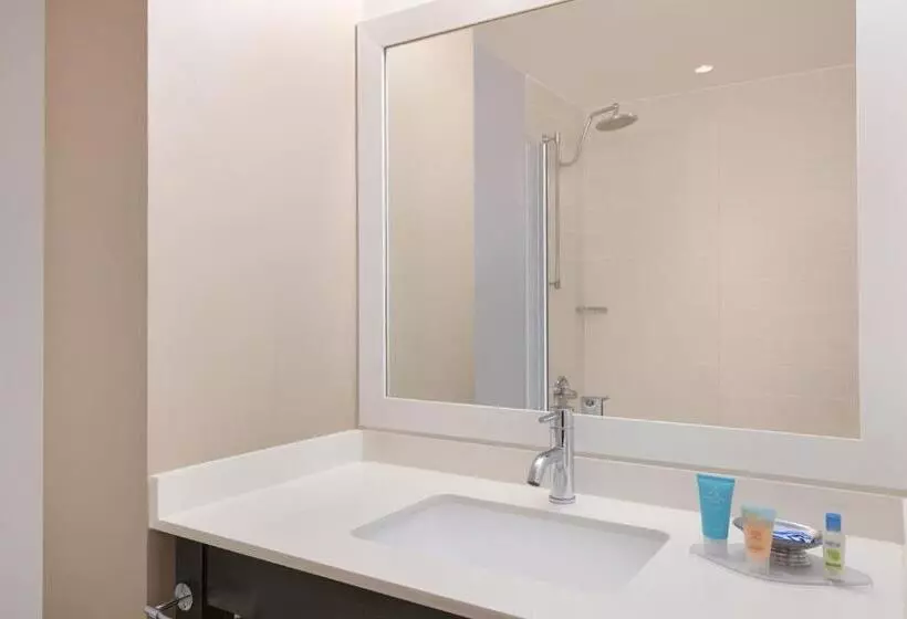 호텔 Courtyard By Marriott New York Jfk Airport