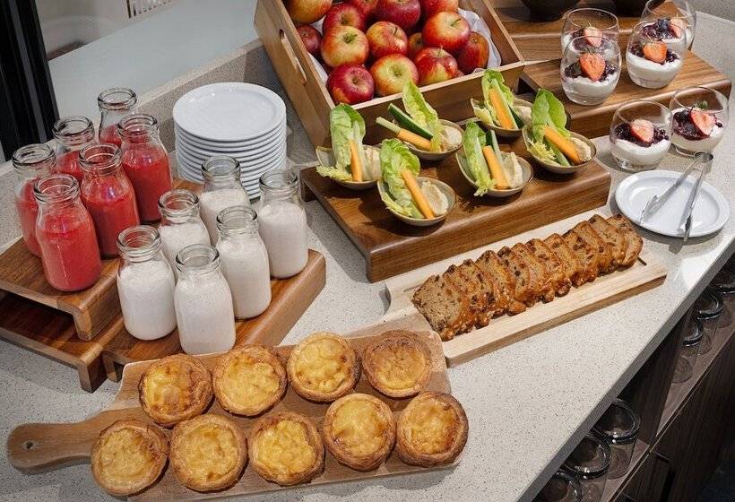 Delta Hotels By Marriott Manchester Airport