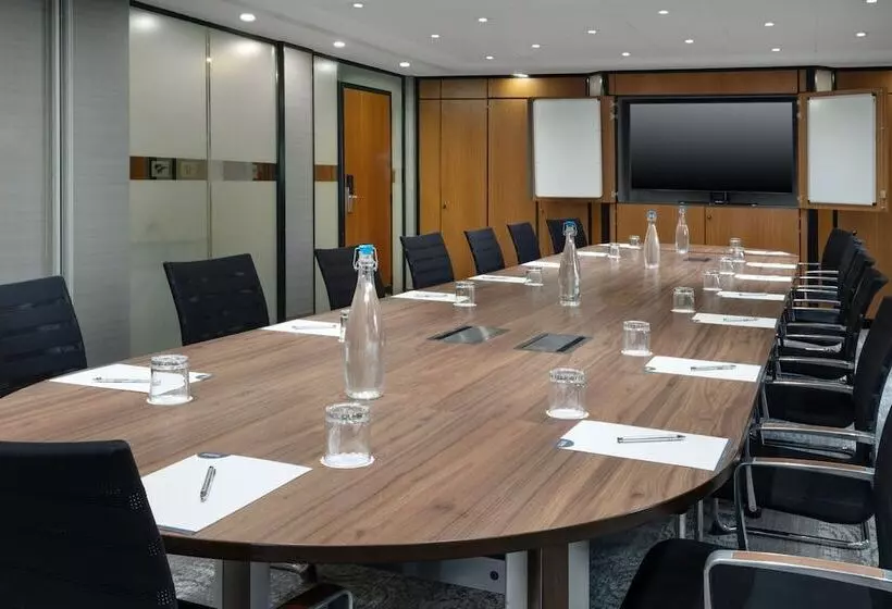 Delta Hotels By Marriott Manchester Airport