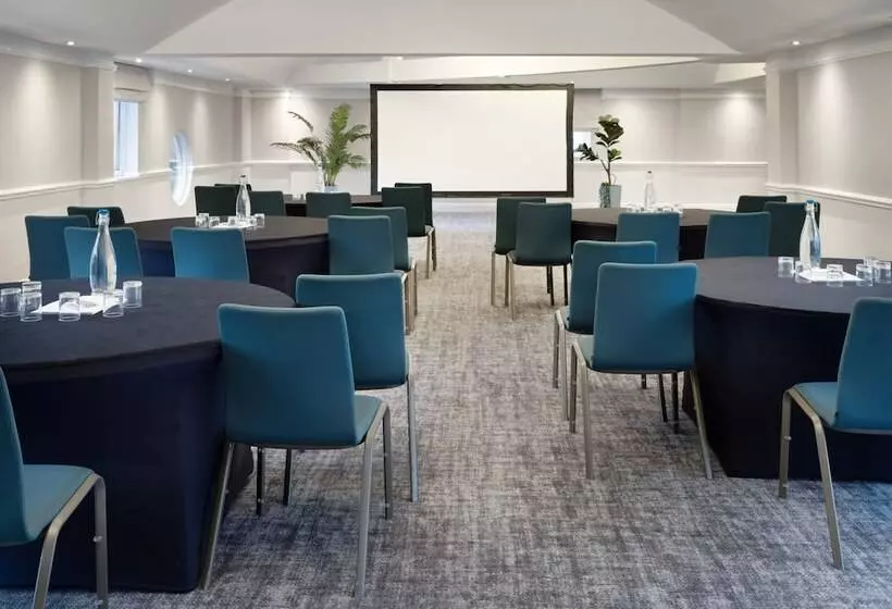 Delta Hotels By Marriott Manchester Airport