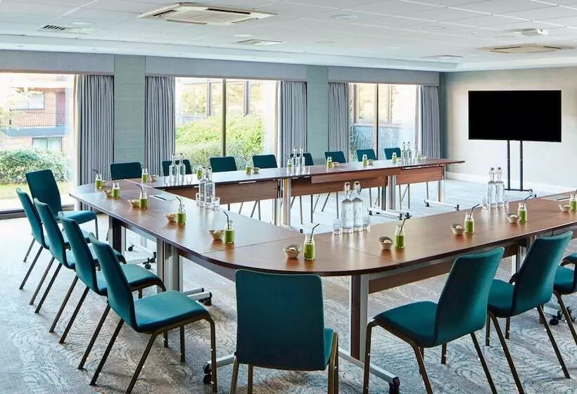 Delta Hotels By Marriott Manchester Airport