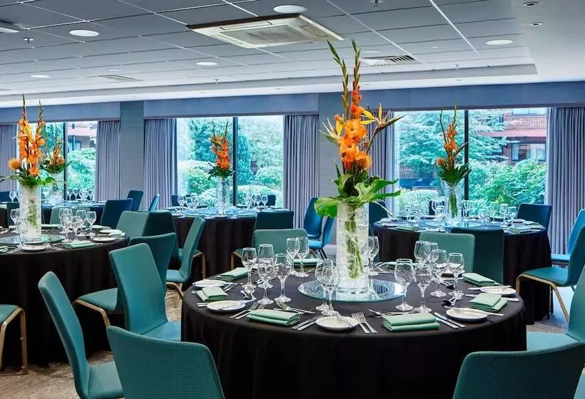 Delta Hotels By Marriott Manchester Airport