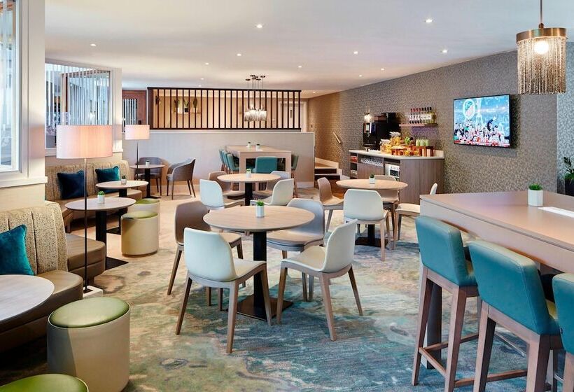 Delta Hotels By Marriott Manchester Airport