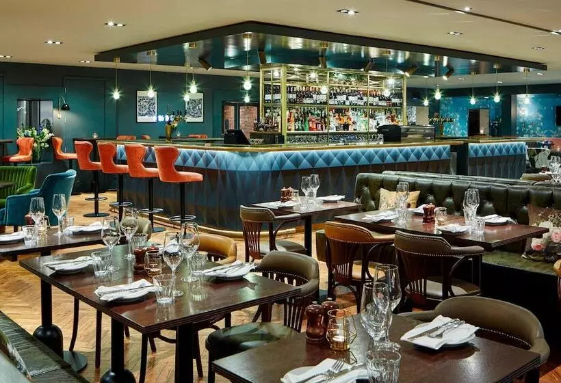 Delta Hotels By Marriott Manchester Airport