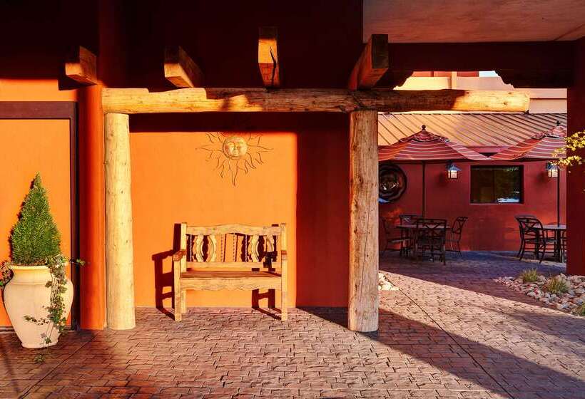 Doubletree By Hilton Hotel Santa Fe