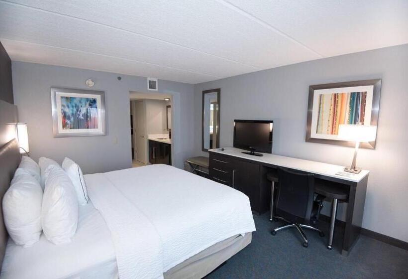 فندق Fairfield Inn & Suites Atlanta Airport North