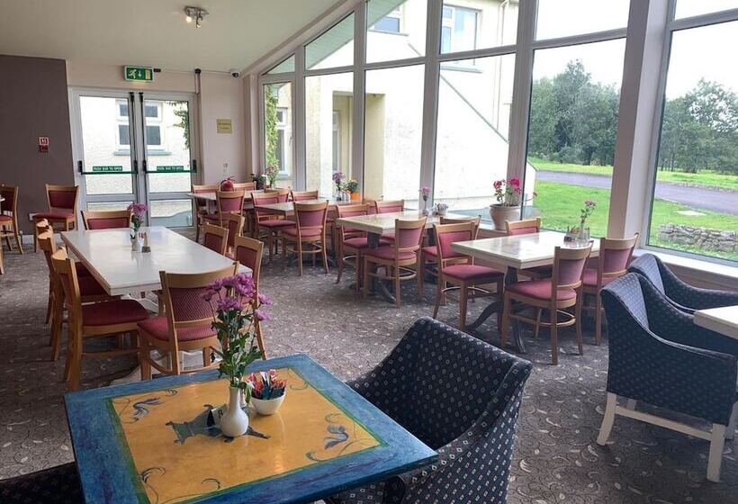 בית מלון כפרי Fernhill Lodge