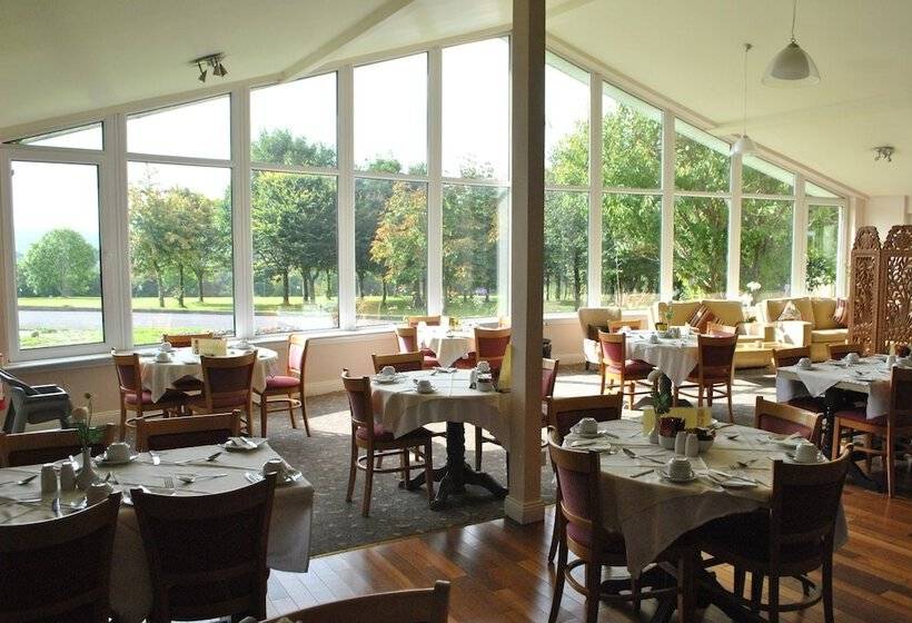 בית מלון כפרי Fernhill Lodge