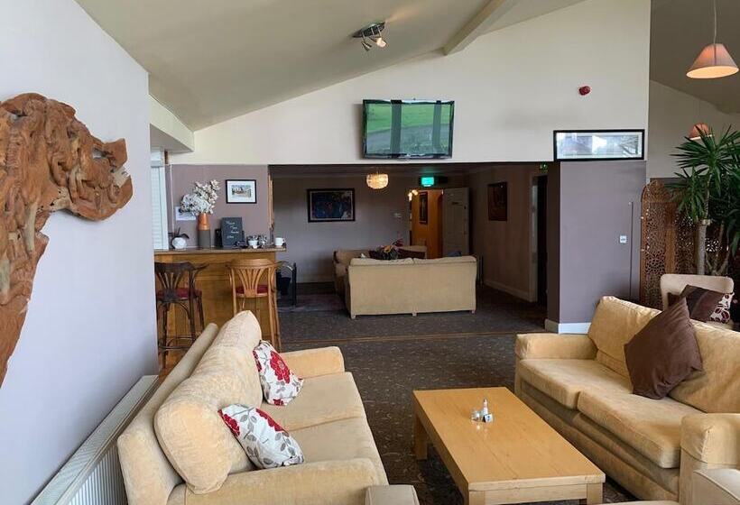 בית מלון כפרי Fernhill Lodge