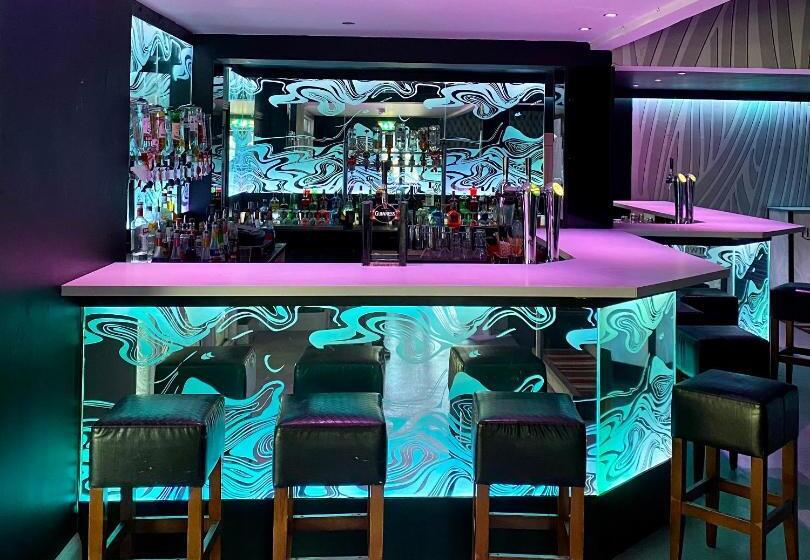 Hotel Hillgrove Guesthouse