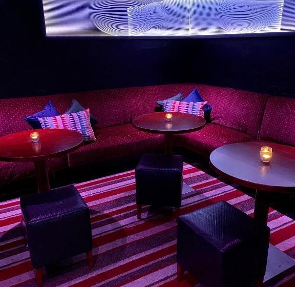 Hotel Hillgrove Guesthouse