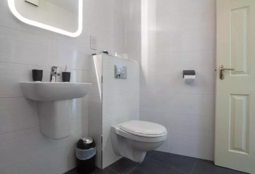 호텔 Hillgrove Guesthouse