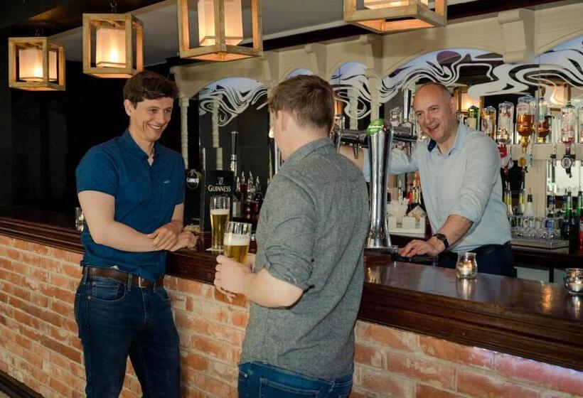 Hotel Hillgrove Guesthouse