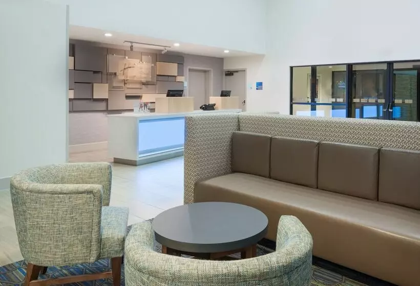 ホテル Holiday Inn Express & Suites   Nearest Universal Orlando, An Ihg