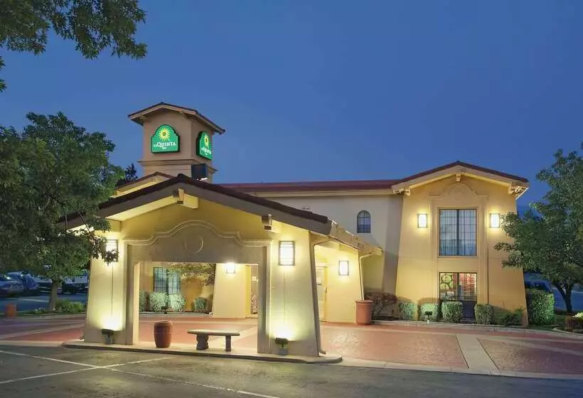 Отель La Quinta Inn By Wyndham Salt Lake City Midvale